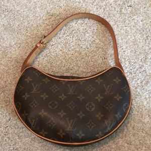 Louis Vuitton Croissant Monogram PM